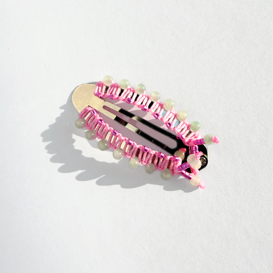 🩷 Love Gently Hairclip